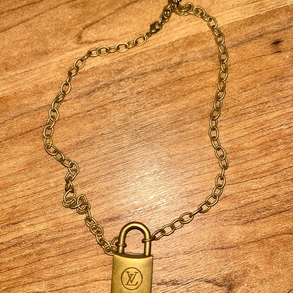 authentic LV lock necklace - Picture 1 of 4